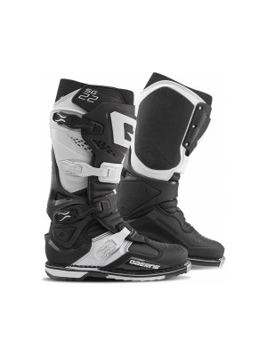 Ботуши SG22 Black/White